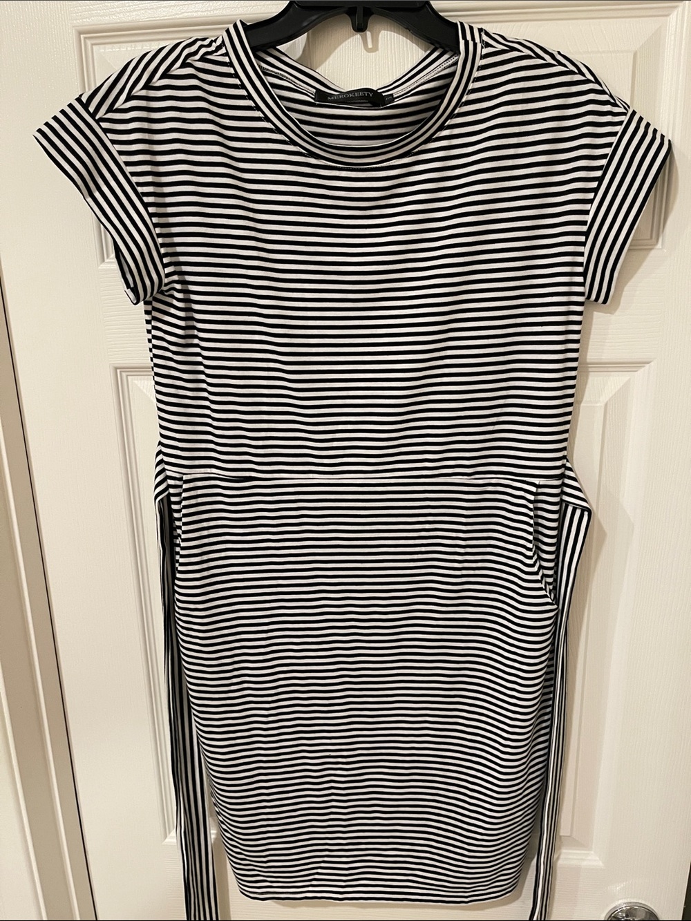 Merokeety Striped T-Shirt Dress in Black and White
